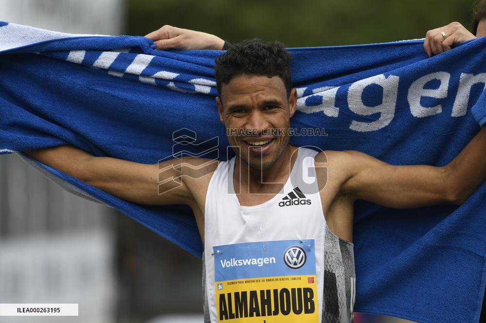 El Mahjoub Dazza, 2019 Prague Marathon, Doping