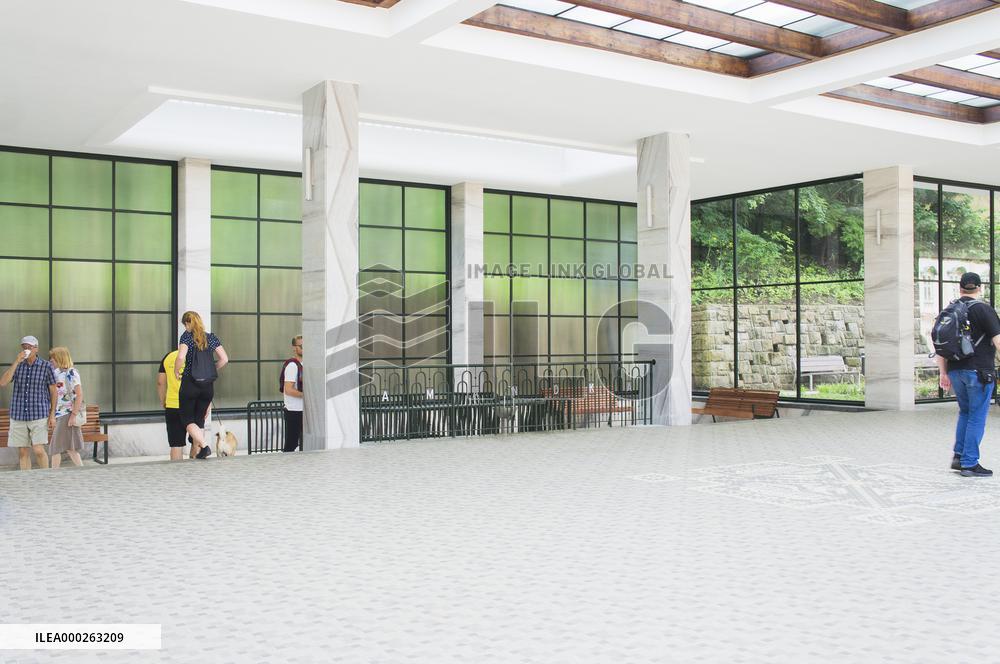 Mineral spring Amandka, Colonnade in Luhacovice Spa