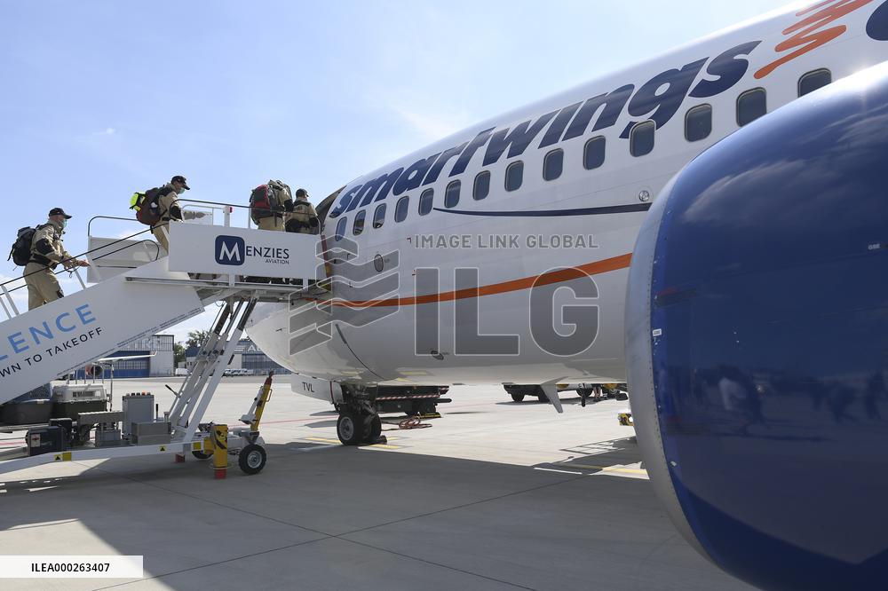 Czech rescuers special Urban Search and Rescue (USAR) team to Beirut, Smartwings plane