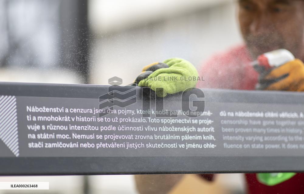 Undesirable Moments, Czech News Agency (CTK) photographic exhibition