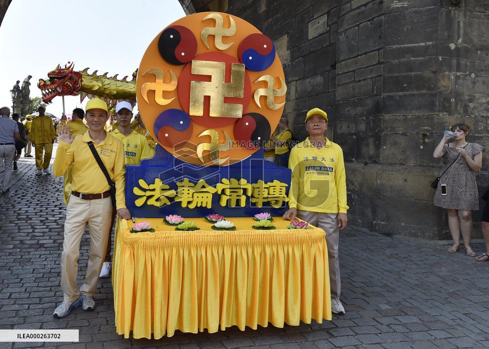 Prague march highlights persecution of Falun Gong fans in China
