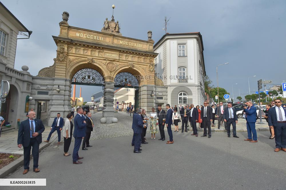 MIKE POMPEO, STEPHEN B. KING, VACLAV BERKA, SUSAN POMPEO, IVA PETRICKOVA, TOMAS PETRICEK, PAVEL SEMIK, beer, Pilsen, Pilsner Plzensky Prazdroj brewery