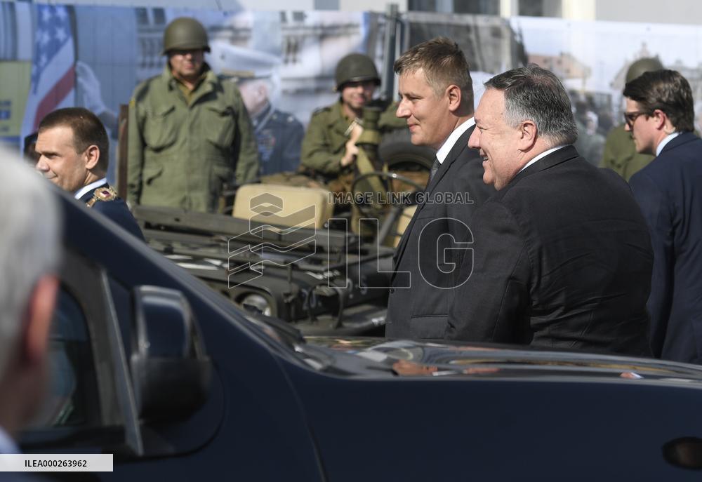 ROMAS PETRICEK, MIKE POMPEO, Patton Memorial Pilsen, Czech flag