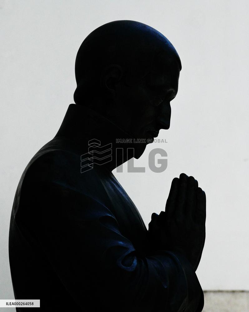 installation of statue of priest Martin Streda