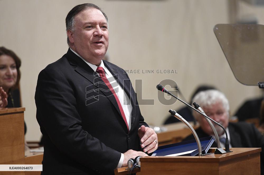 Mike Pompeo