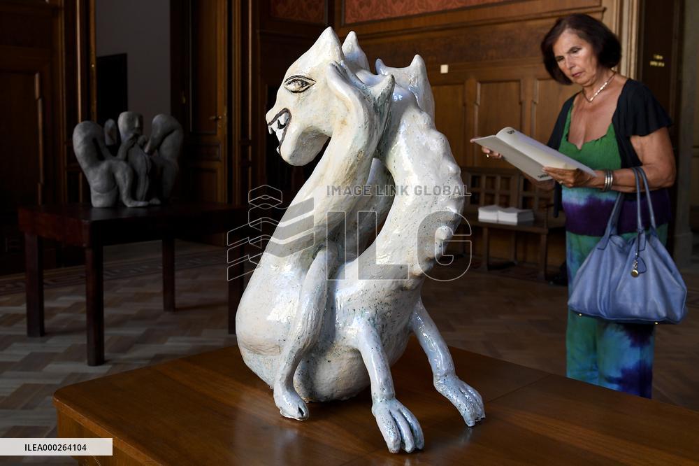 Unplugged, international group exhibition