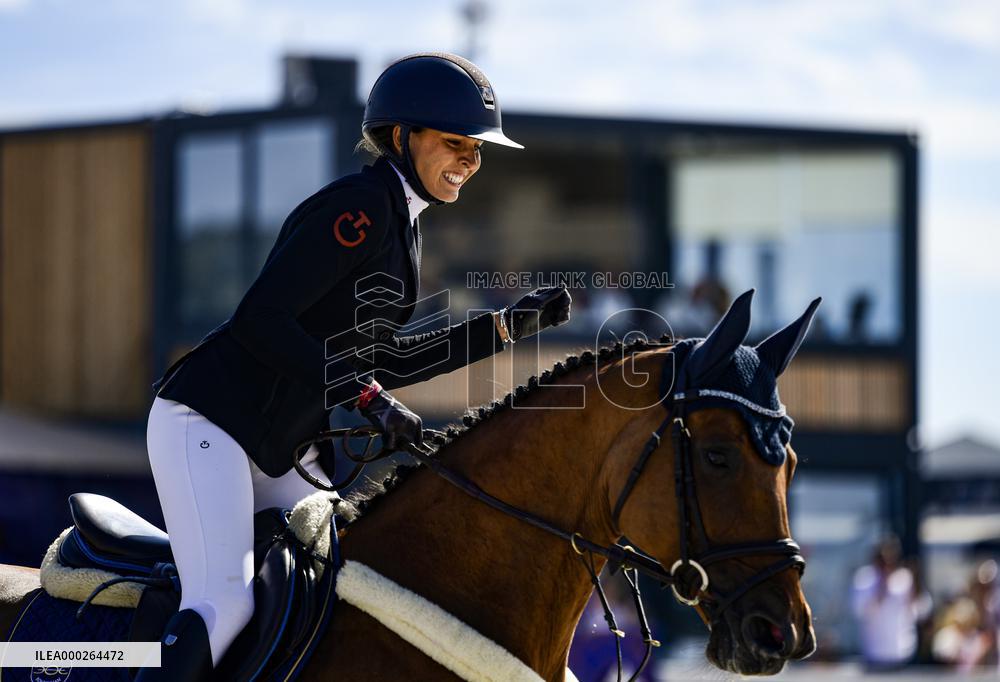 Anna Kellnerova and horse Catch Me If You Can Old