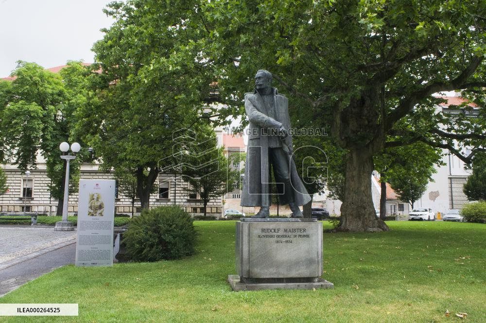 Maribor, Rudolf Maister Monument