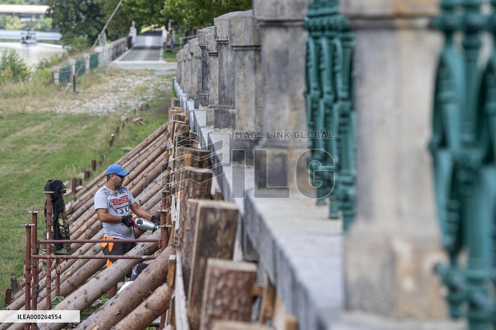 repairs of the Elbe (Labe) riverbed walls on Eliska embankment in Hradec Kralove
