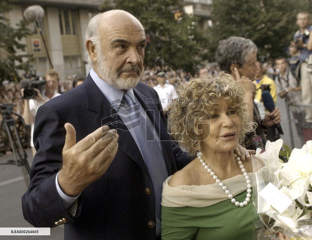 Sean Connery, Micheline Roquebrune