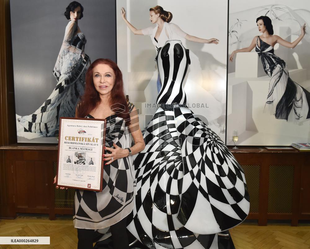 Blanka Matragi, glass dress