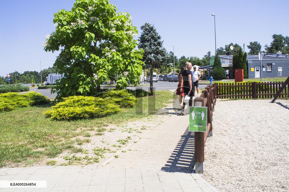 Tifon petrol station, A1 motorway rest area, parking, Marche Dobra