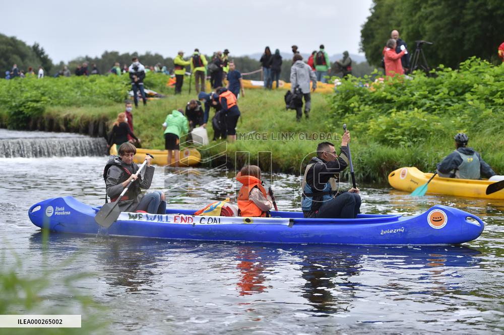 hundreds of people protest against Polish Turow mine extension