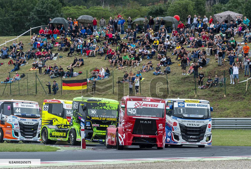 STEPHANIE HALM, ANTHONY JANIEC, SASCHA LENZ, NORBERT KISS, JOCHEN HAHN