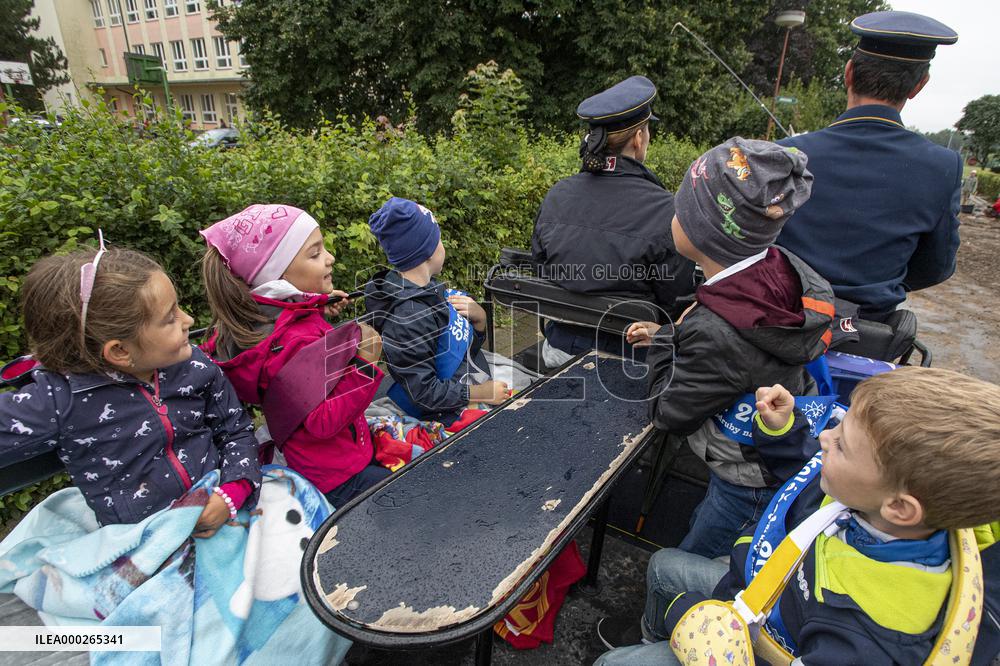 first-graders, carriage, Kladruber horse, horses, sprimary school, beginning of the new school year