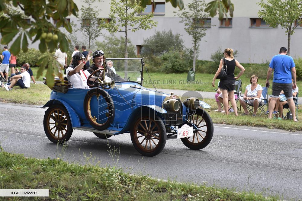 53rd year of the regularity ride to the hill Zbraslav - Jiloviste, veteran, oldtimer
