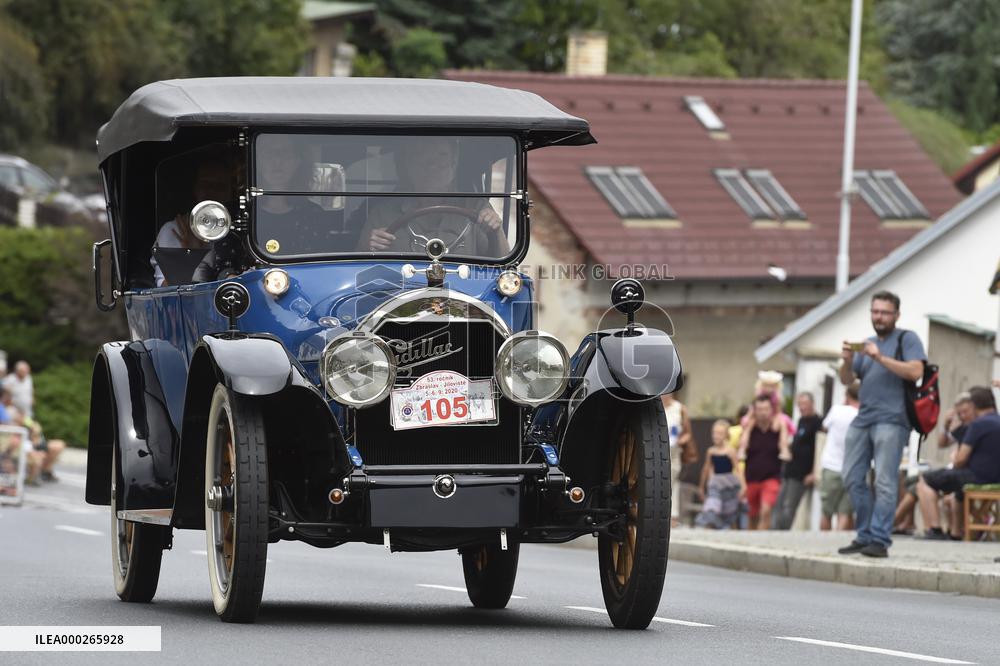 53rd year of the regularity ride to the hill Zbraslav - Jiloviste, veteran, oldtimer Cadillac