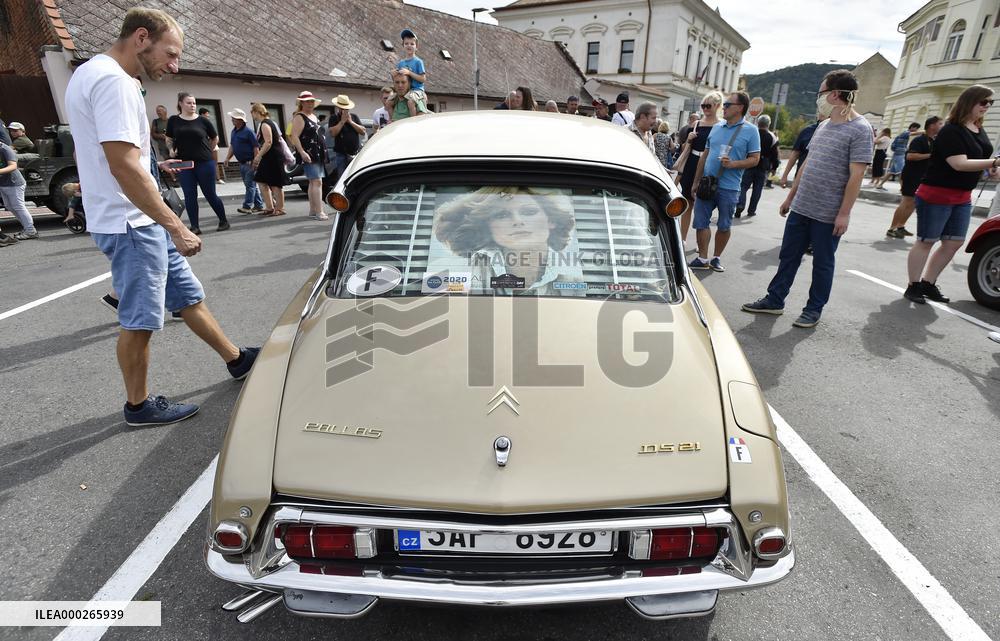 53rd year of the regularity ride to the hill Zbraslav - Jiloviste, veteran, oldtimer Citroen Pallas