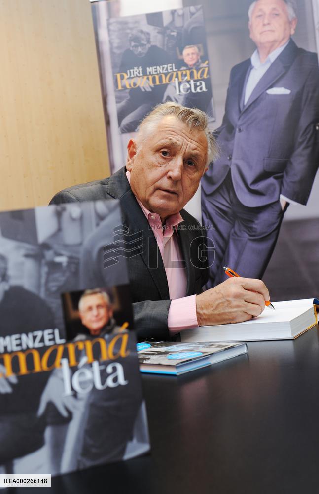 Czech Oscar-winning film director Jiri Menzel dies aged 82