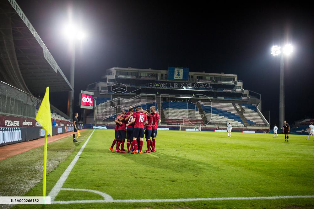 Czech players celebrate a goal