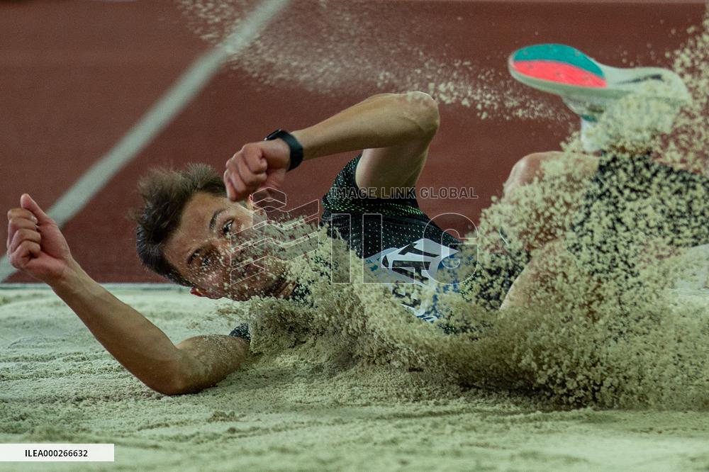 ZDENEK KUBAT
