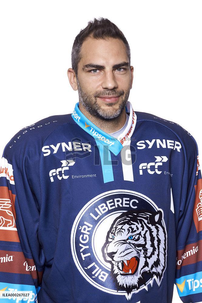 Petr Jelinek, Bili tygri Liberec