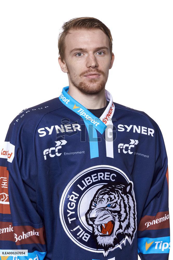 Jiri Pruzek, Bili tygri Liberec