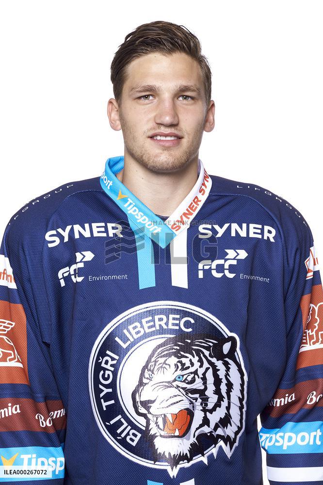 Adam Musil, Bili tygri Liberec