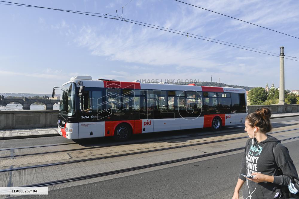 SOR NB 12 bus in new colors of the Prague Integrated Transport (PID)