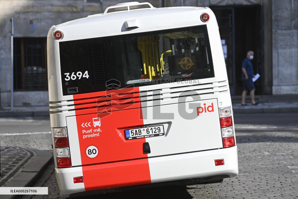 SOR NB 12 bus in new colors of the Prague Integrated Transport (PID)