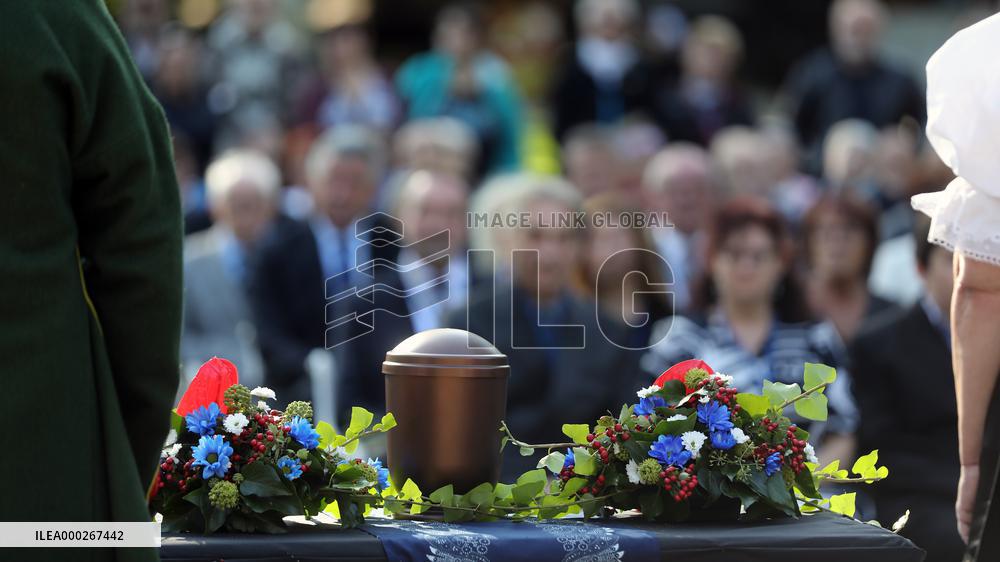 Dana Zatopkova, meeting in remembrance, Wallachian Museum