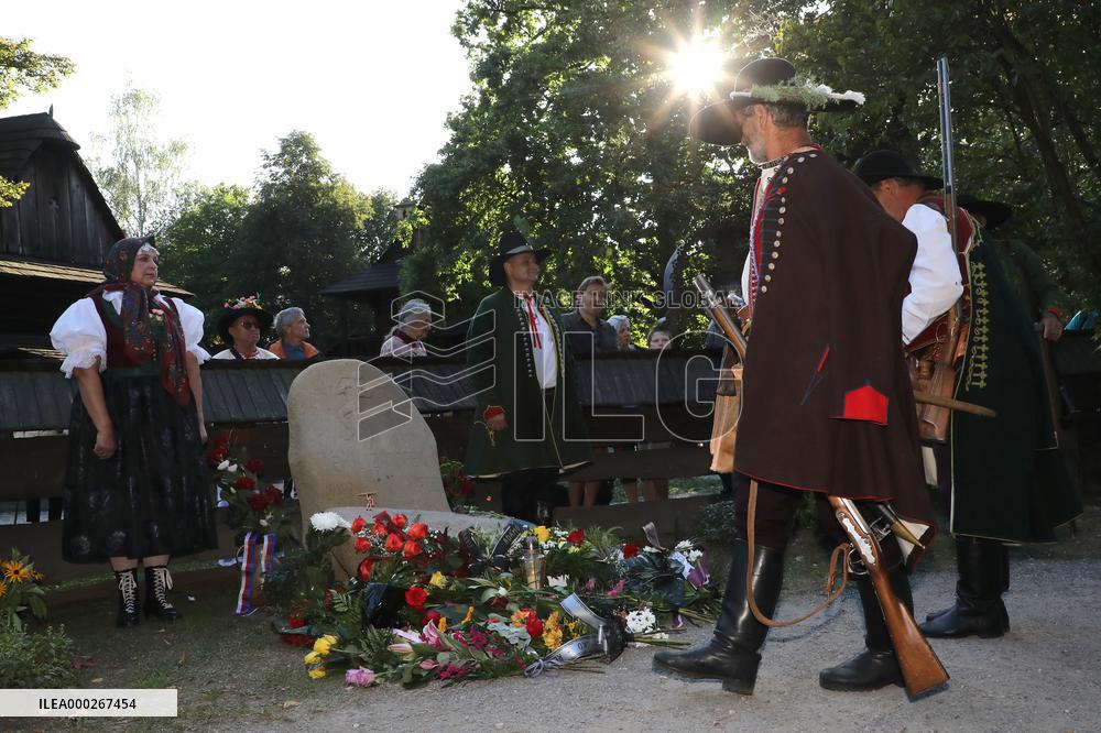 Dana Zatopkova, meeting in remembrance, Wallachian Museum