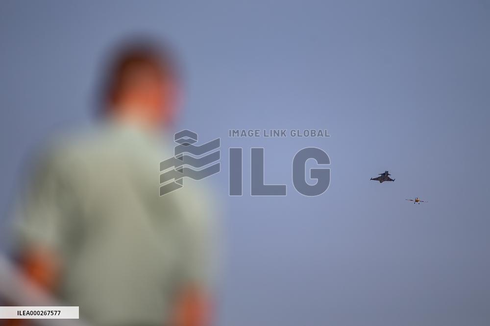 NATO Days and Czech Military Air Forces Days 2020, JAS-39 Gripen fighter aircraft, Extra EA-300 aerobatic plane