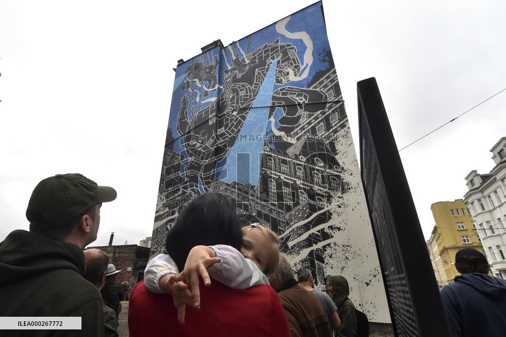 mural art by Mariusz M-City Waras