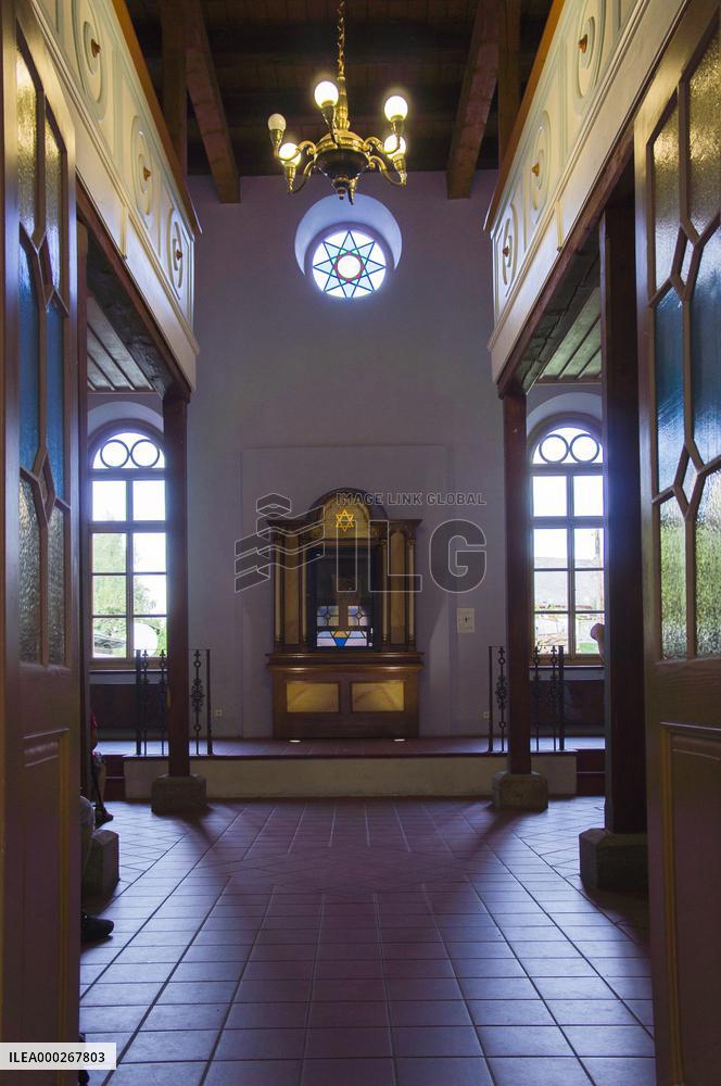 The 120-year-old synagogue in Hartmanice