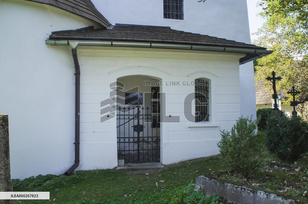 The Church of Saint Maurice, Mourenec, graveyard, tombstone Wenzl Muller, family crypt