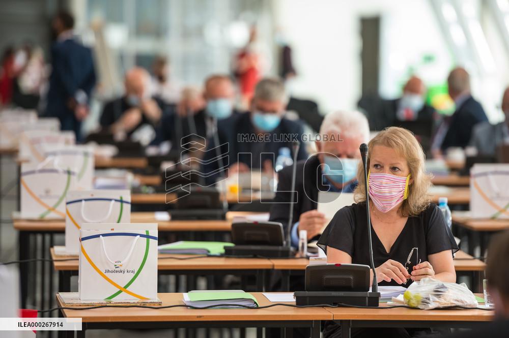 Representatives of the South Bohemian Region, face mask, COVID-19, coronavirus