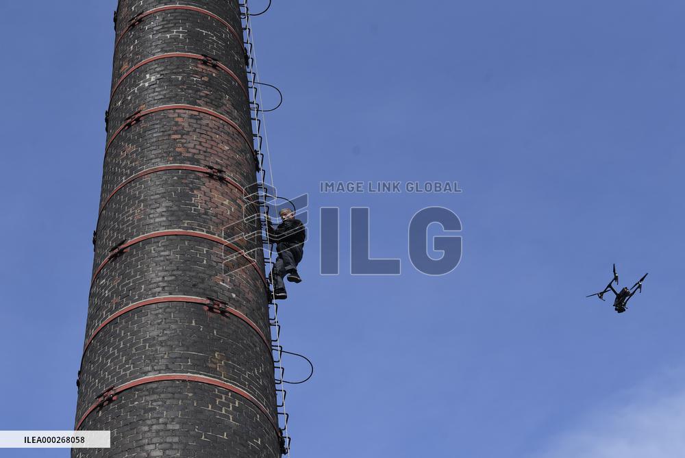 Lukas Vaculik, TV series, Defender, shooting