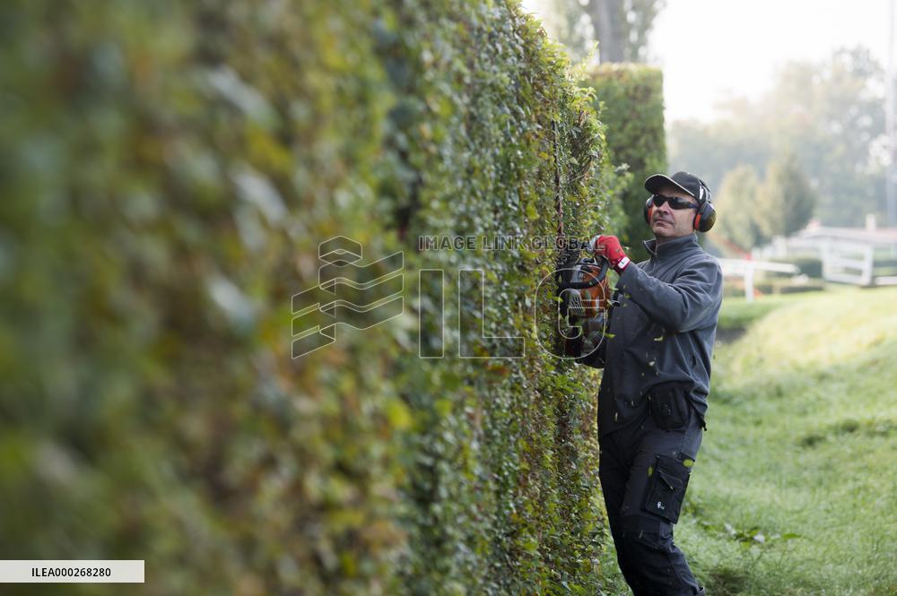 Velka Pardubicka cross-country steeplechase