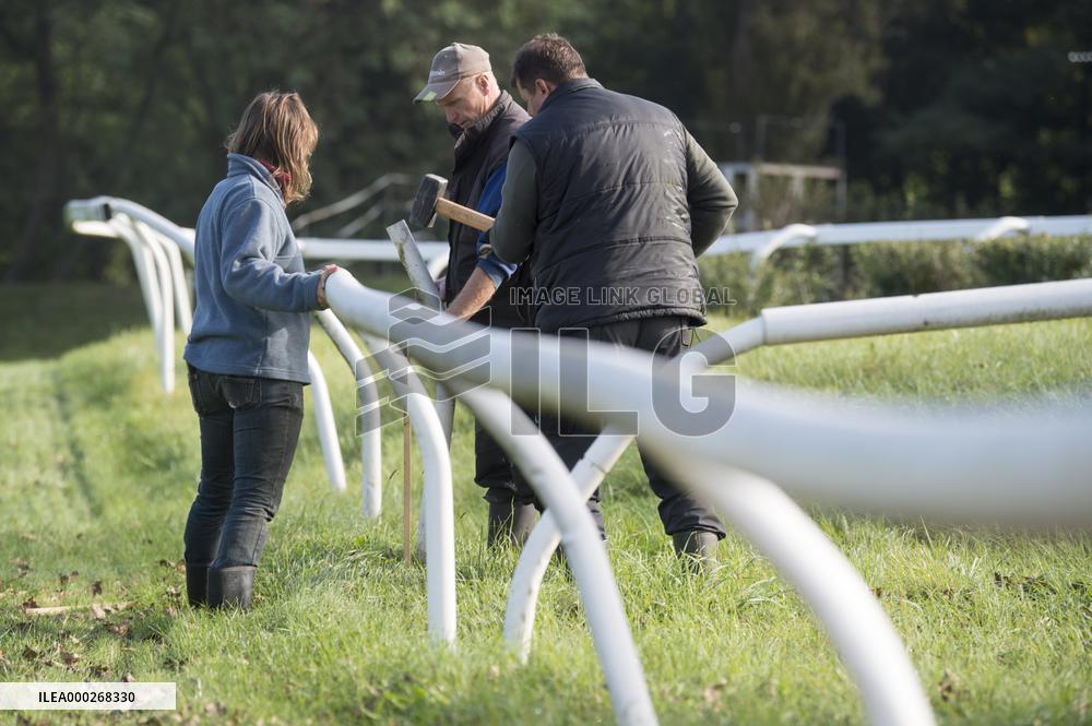 Velka Pardubicka cross-country steeplechase