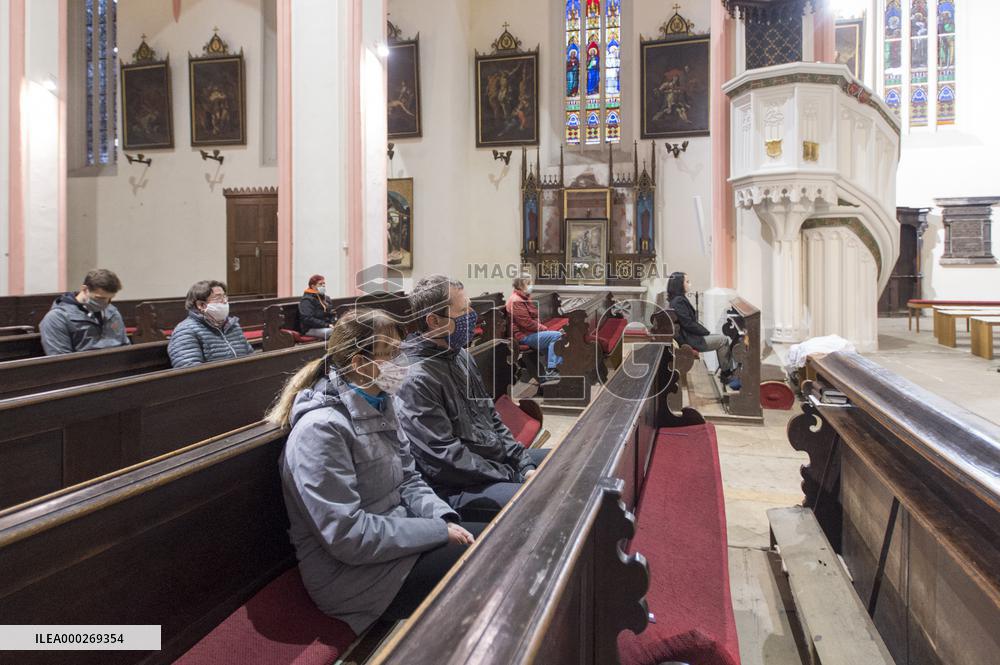 Mass, The church of the Assumption of Virgin Mary, believer