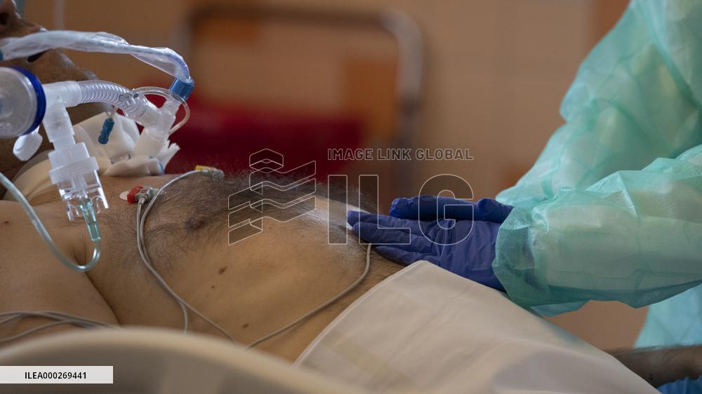 coronavirus covid-19 infected patient in General University Hospital in Prague