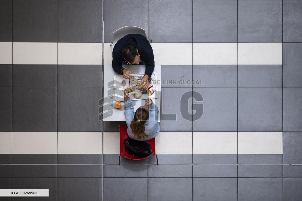 fast food, restaurant, lunch, spacing, people, pair, couple