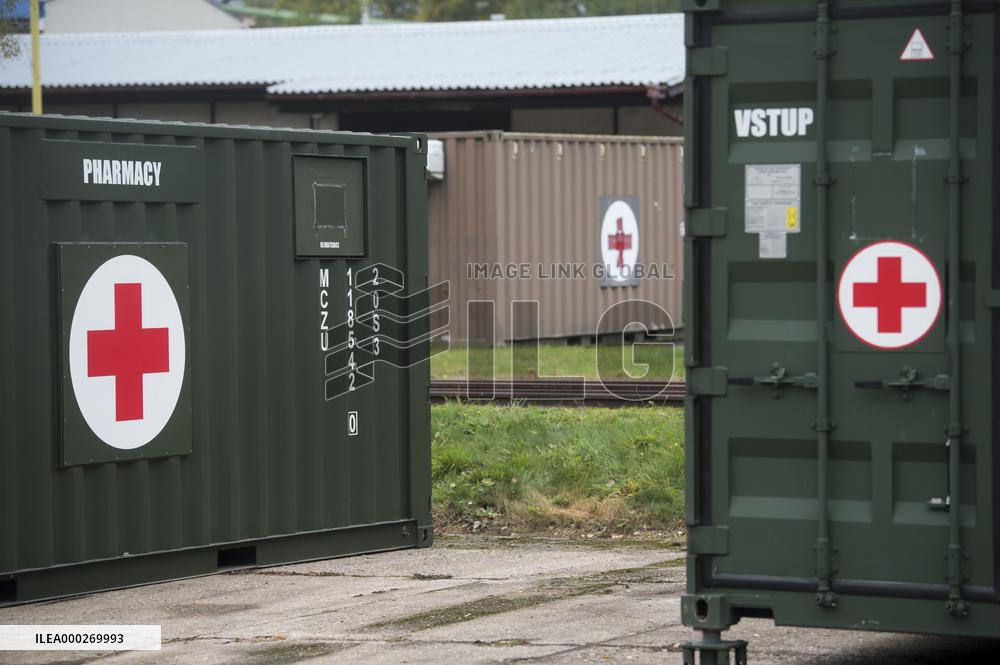 loading of equipment for field hospital, container