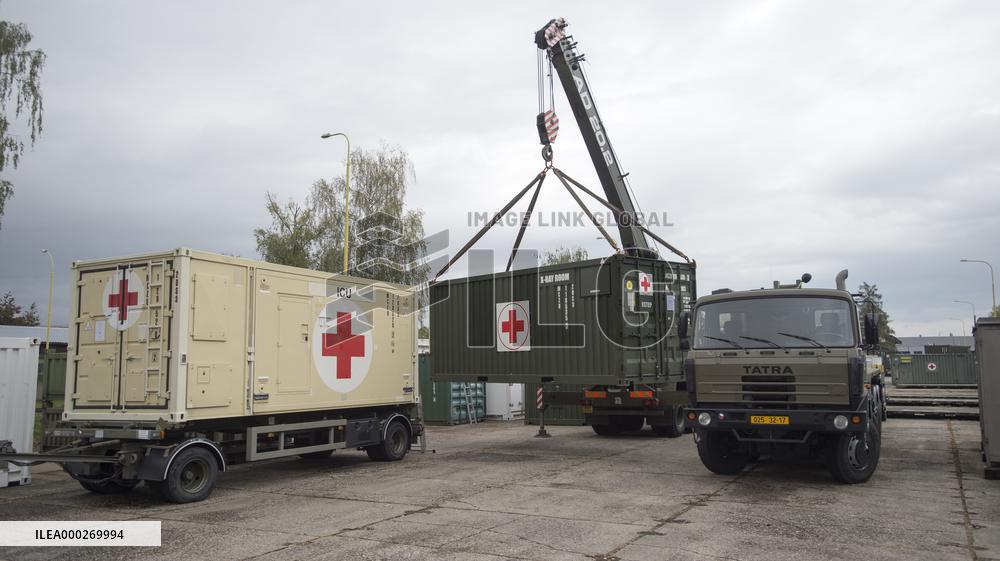 loading of equipment for field hospital, container