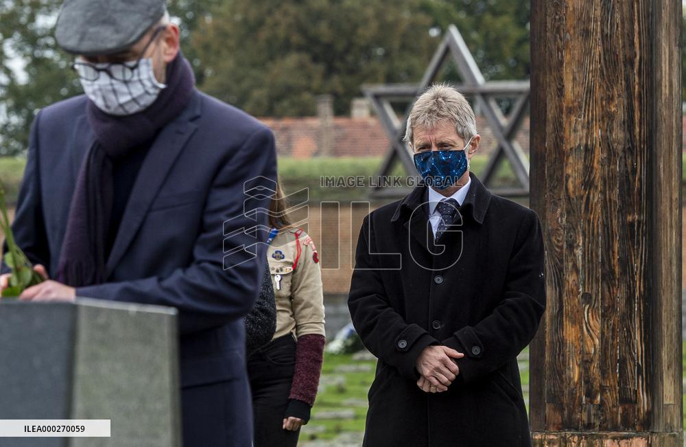 Jan Roubinek, Milos Vystrcil, national cemetery in Terezin