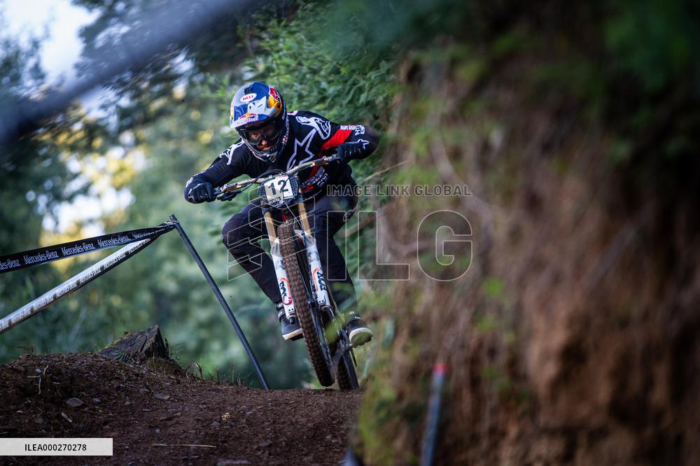Aaron Gwin