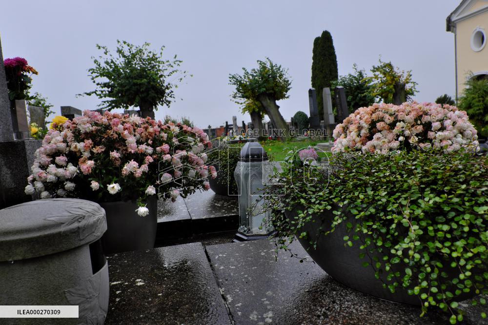 All Souls' Day, cemetery, flowers, grave stones, candles, tradition, graveyard