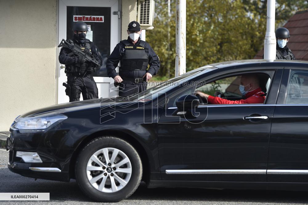 police control, borders, terrorism, Mikulov-Drasenhofen