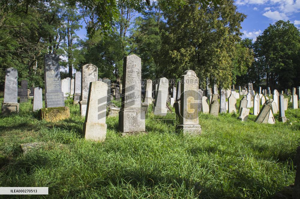 Jewish cemetery Safov